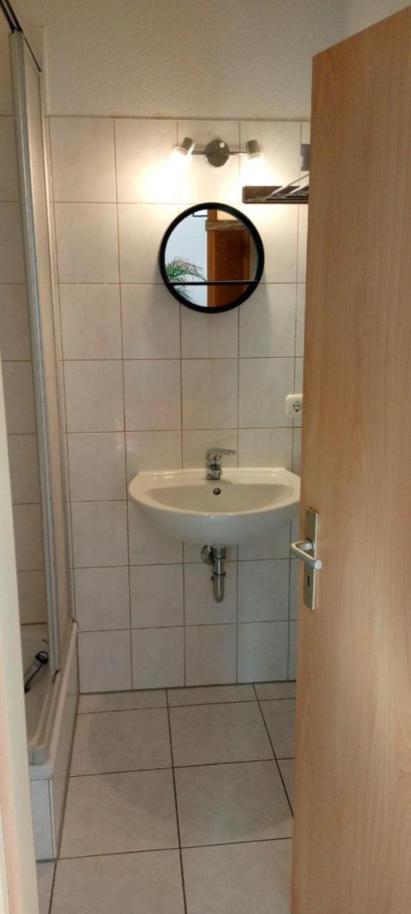 Forrest Apartments In Freiberg Min Stay 2 Nights Max Number Of Guest 1 Aprt 1 Exterior photo